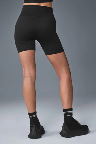 5" Seamless Ribbed Favorite Short
